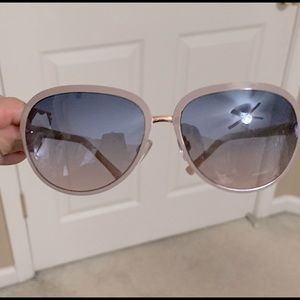 Cool, stylish and simply chic shades!